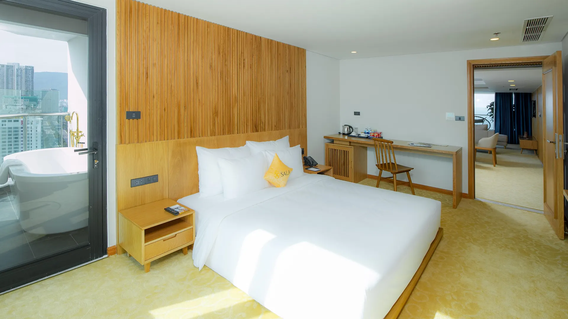 Sala Danang Beach Hotel 4*, Da Nang Vietnam